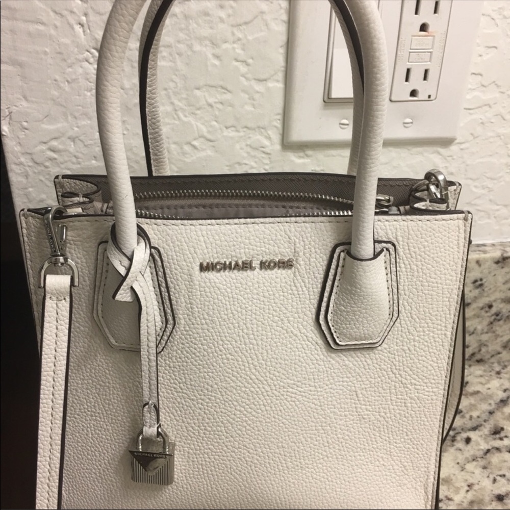 Crossbody white small mk